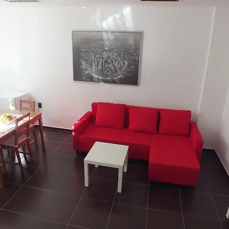 Apartament Center Duplex In Green *